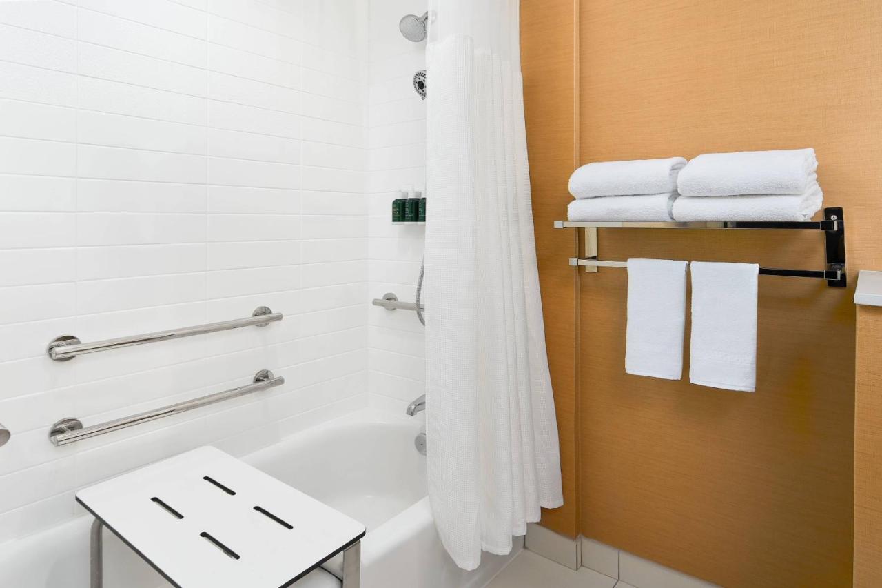 Fairfield Inn & Suites By Marriott Fresno Yosemite International Airport Kültér fotó